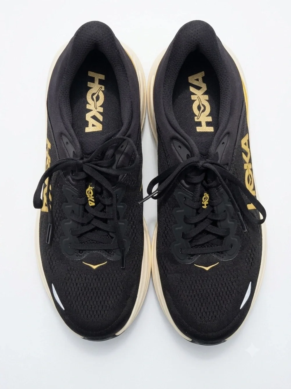 Hoka One One Men's Bondi 9 Lace Up Running Sneakers